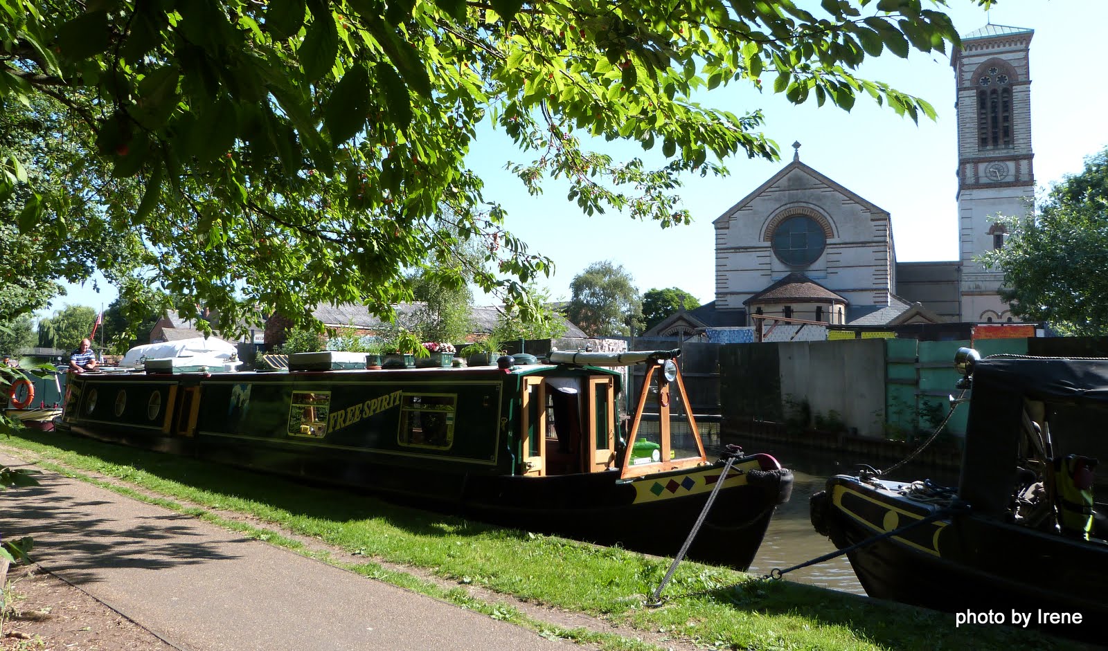 FreeSpirit Crikey! A mooring space found in Oxford.
