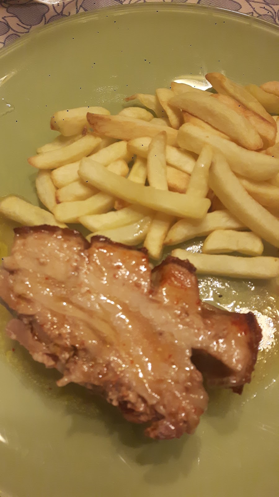 Barriga de porco no forno à portuguesa