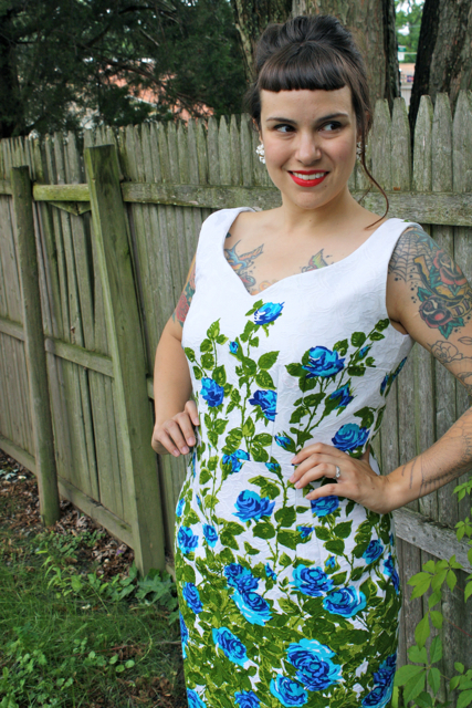 Gertie's New Blog for Better Sewing: Blue Rose Sheath Dress