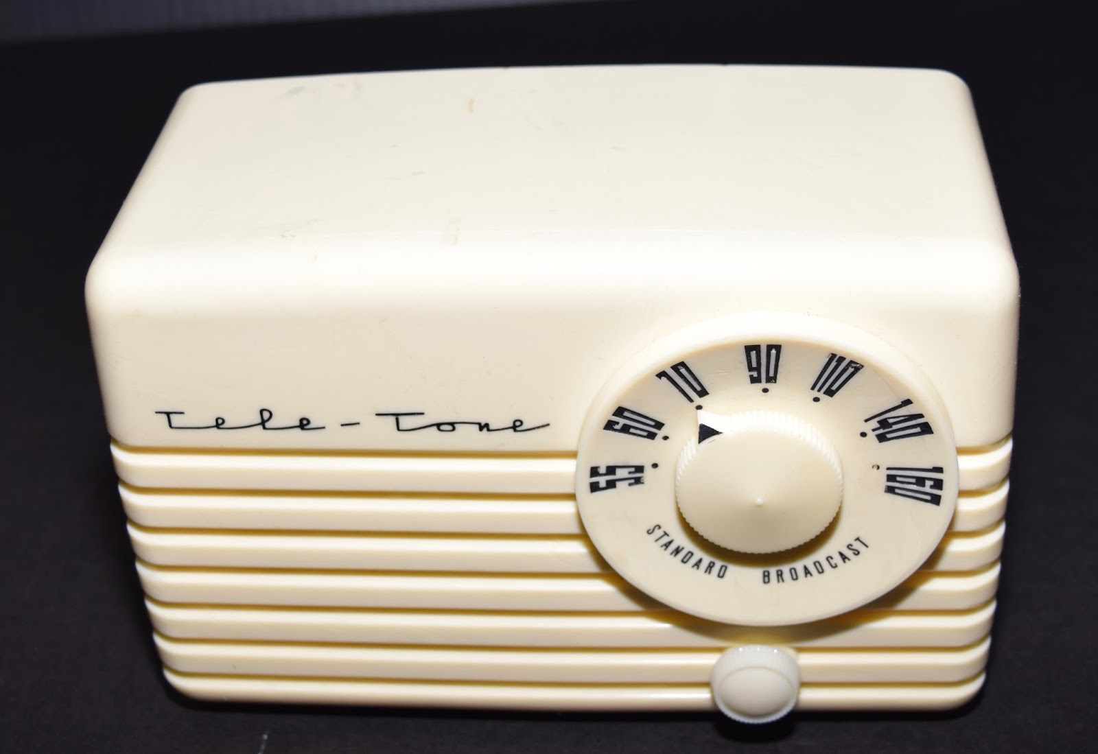 *American*Radio*Design* Century, Retro Styled Vintage Tube