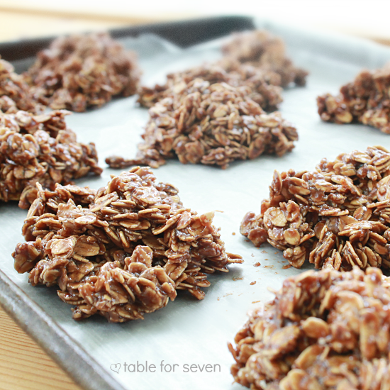 no bake peanut butter chocolate oatmeal cookies
