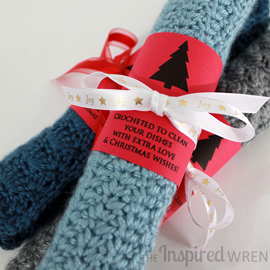 Crochet Dishcloth for Christmas | The Inspired Wren Crochet Dishcloth for Christmas | The Inspired Wren