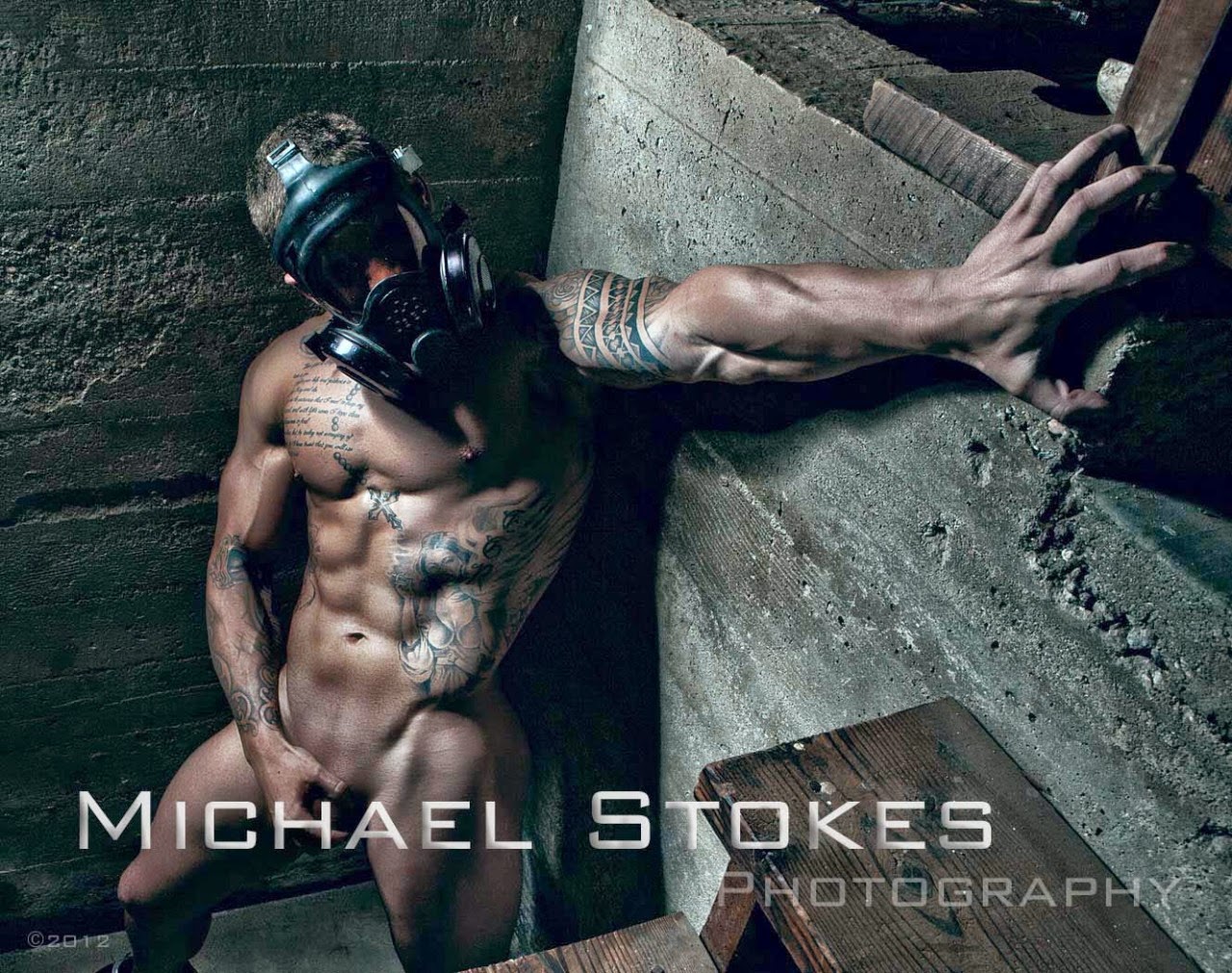 http://erosmecenas.blogspot.com.br/2015/04/michael-stokes-fotografia_18.html