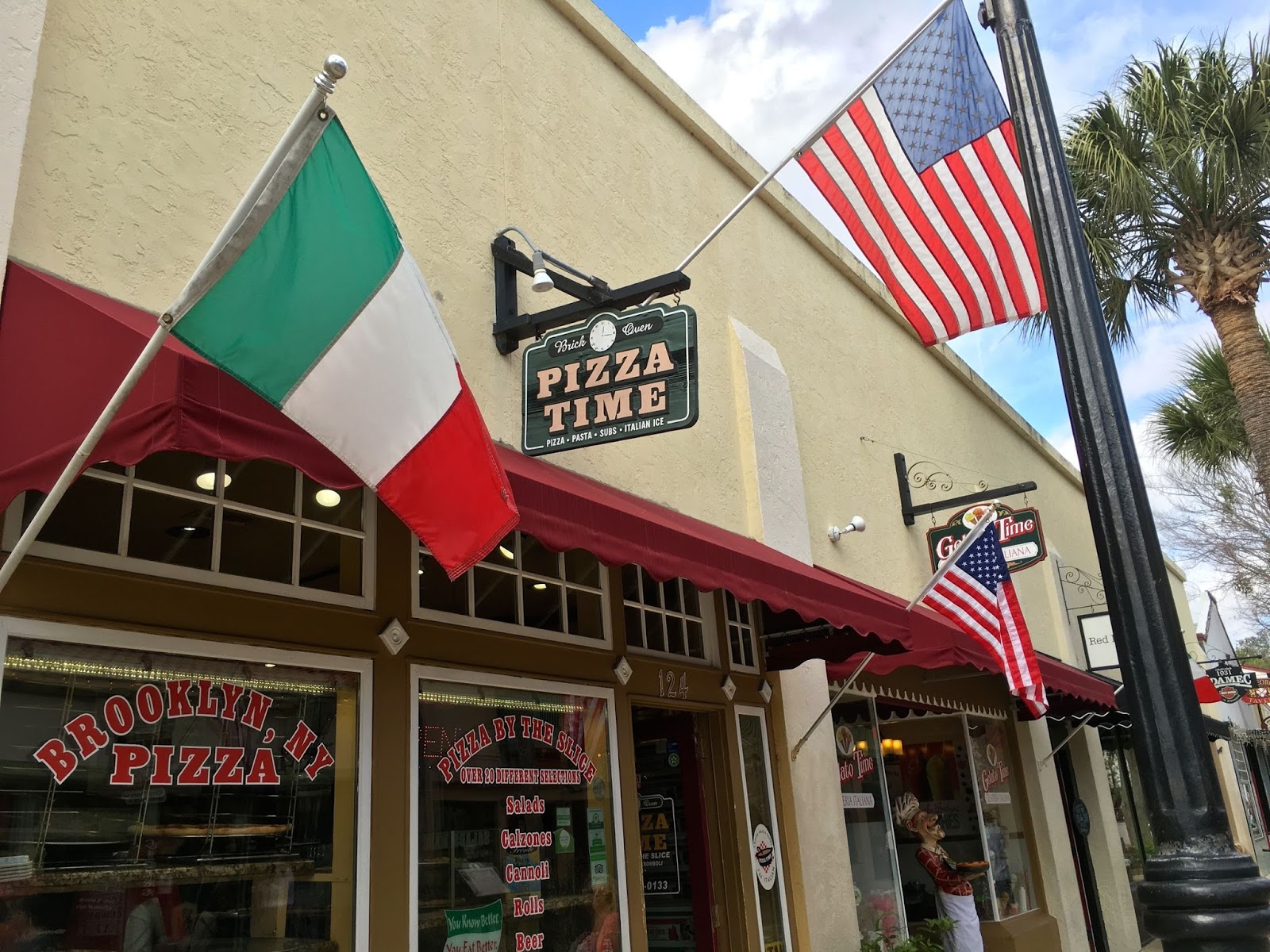 Travelscore Magazine Pizza Time in St. Augustine,FL. Best Slice in USA