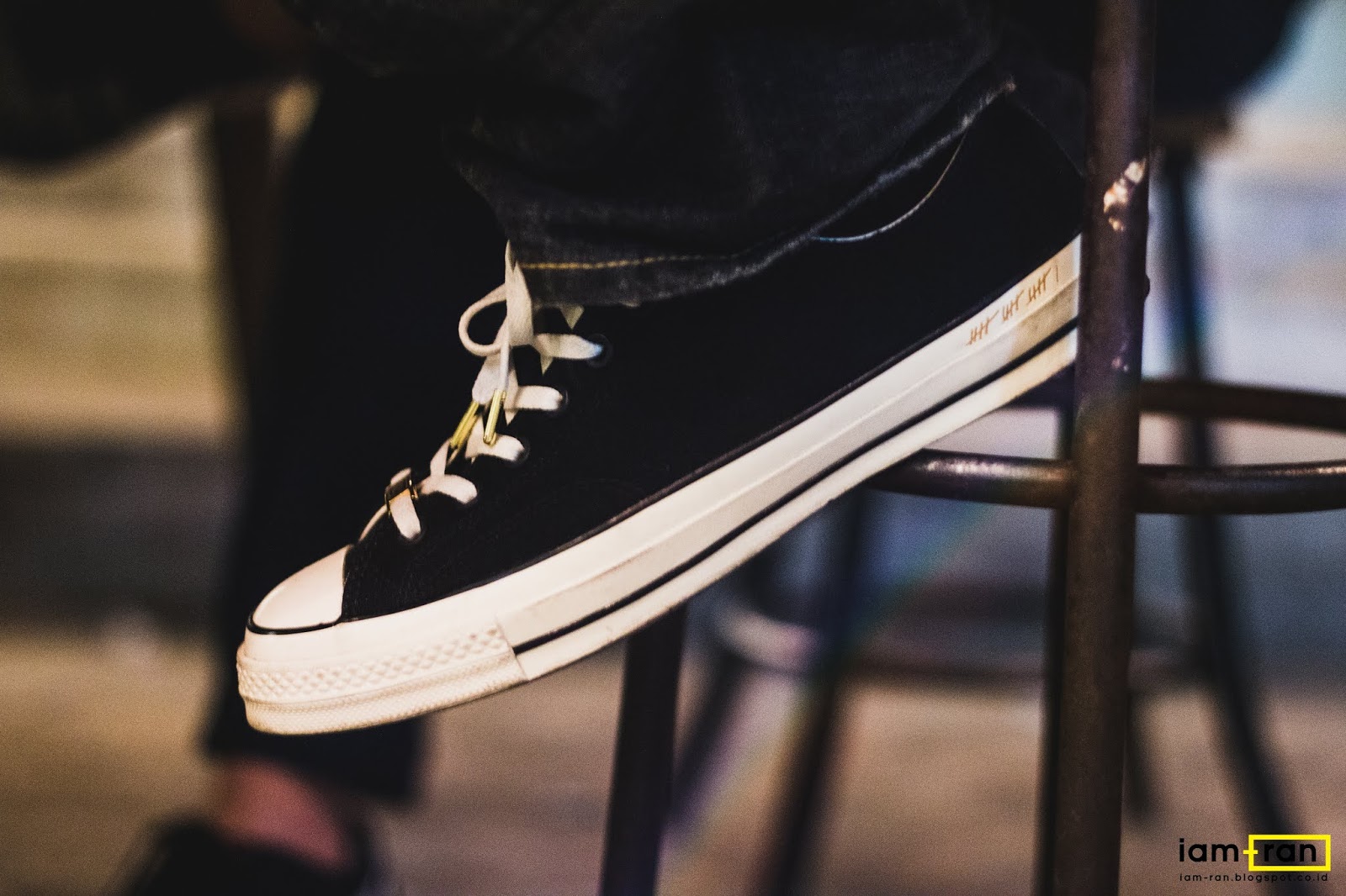 converse 1970s low on feet