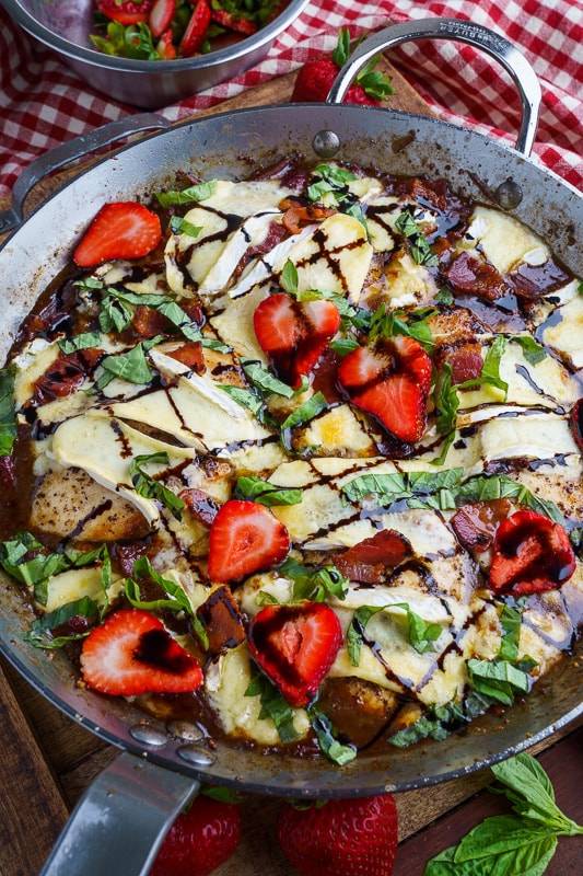 Pan Seared Balsamic Strawberry Chicken and Brie Pan Seared Balsamic Strawberry Chicken and Brie