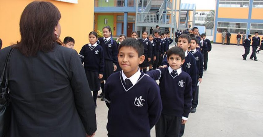 MINEDU pide que no se exponga a escolares durante formación a los rayos ultravioleta - www.minedu.gob.pe MINEDU pide que no se exponga a escolares durante formación a los rayos ultravioleta - www.minedu.gob.pe