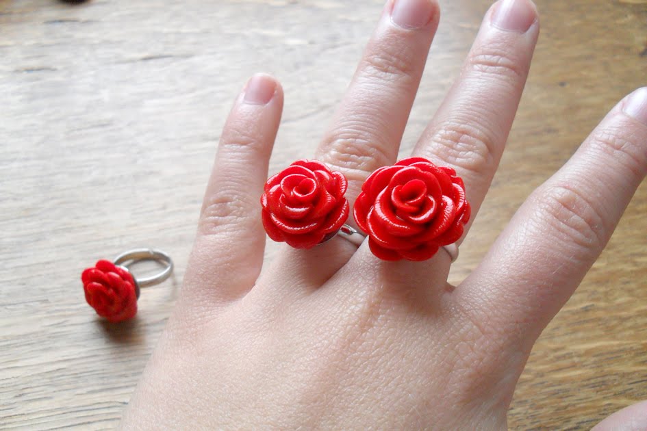 I am limited edition: Des roses en pâte Fimo
