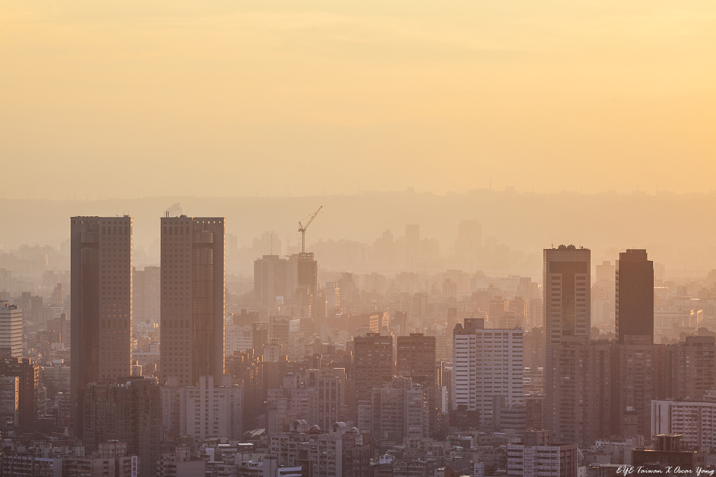 <br /><br /><br /><br /><br /><br /><br /><br />