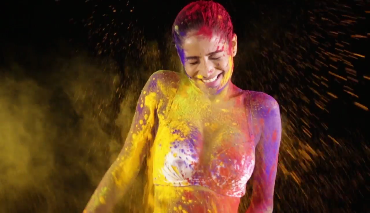 Poonam Pandey Holi photos