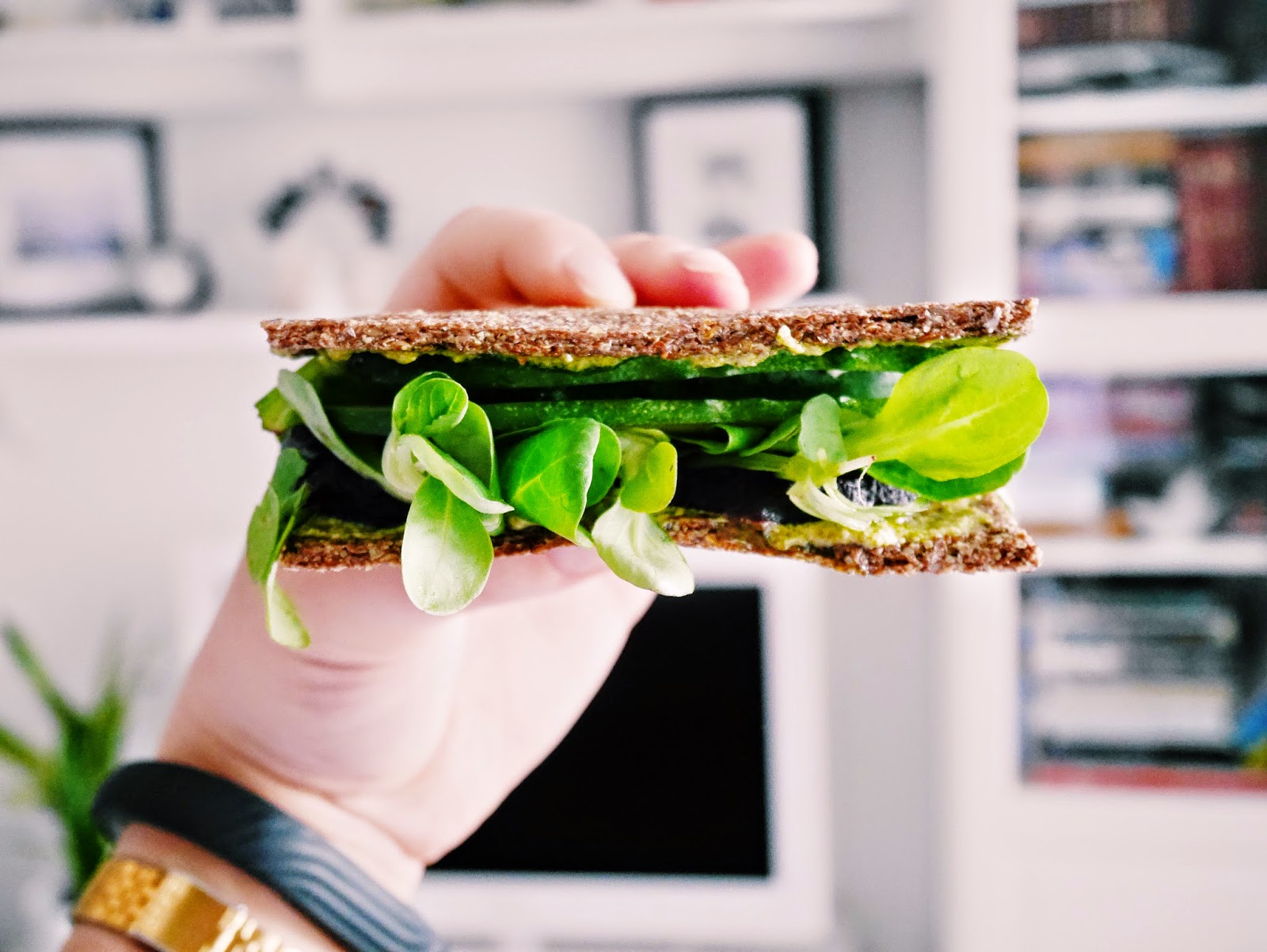 Здоровый фаст фуд. Фаст фуд полезной еды. Здоровый гамбургер. Здоровая и нездоровая еда. Здоровый фаст фуд блюда.