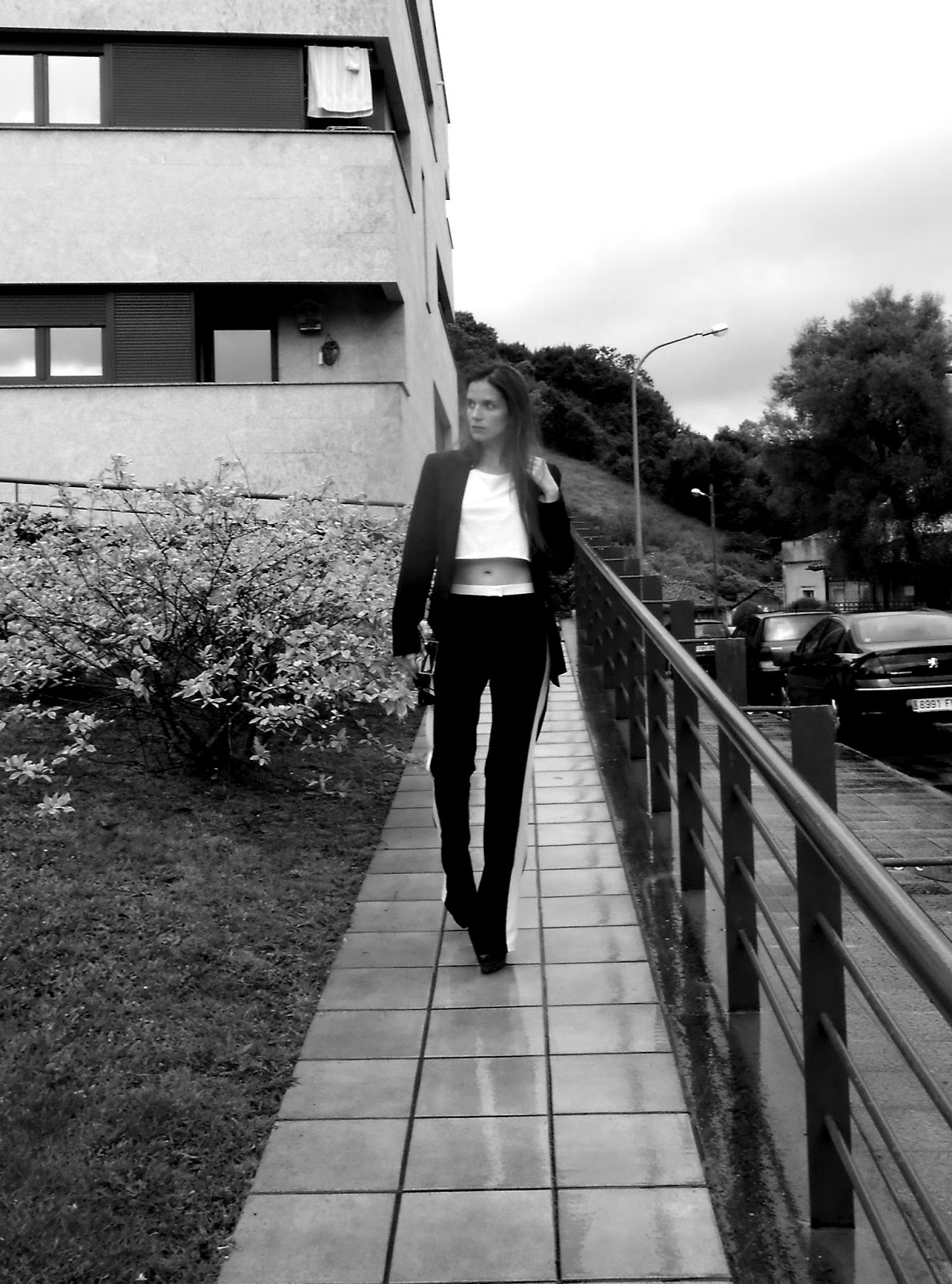 All Over Sequin Look Crop Top Black And White all-over-sequin-look-crop-top-black-and-white