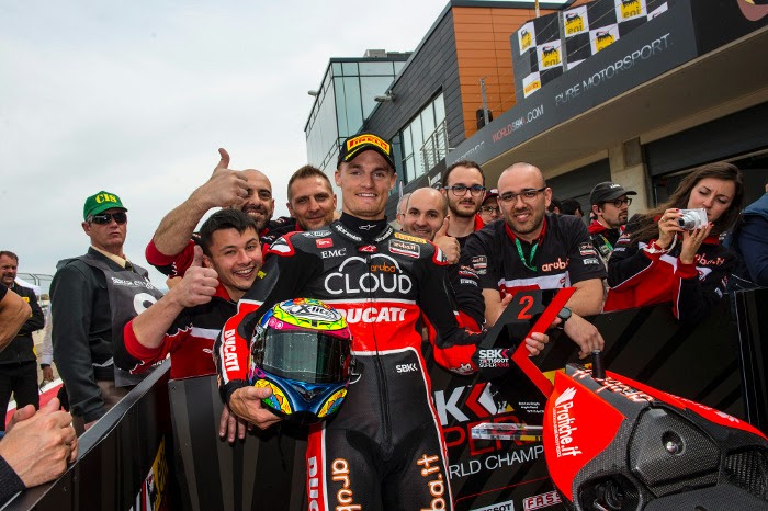 Davies e il Ducati Superbike Team