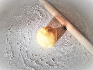 Palla di pasta frolla