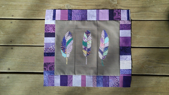 feather round robin quilt