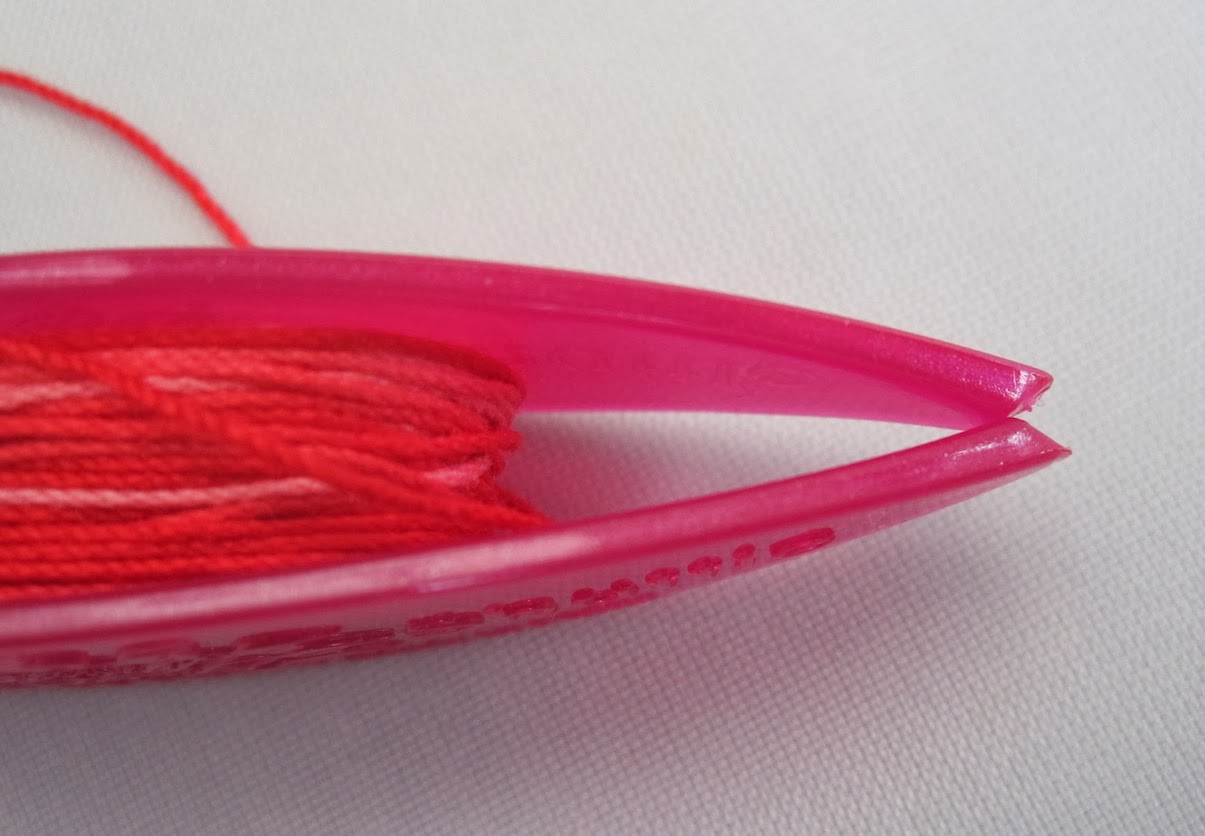 Tatting and not a lot else!: Sunlit shuttles