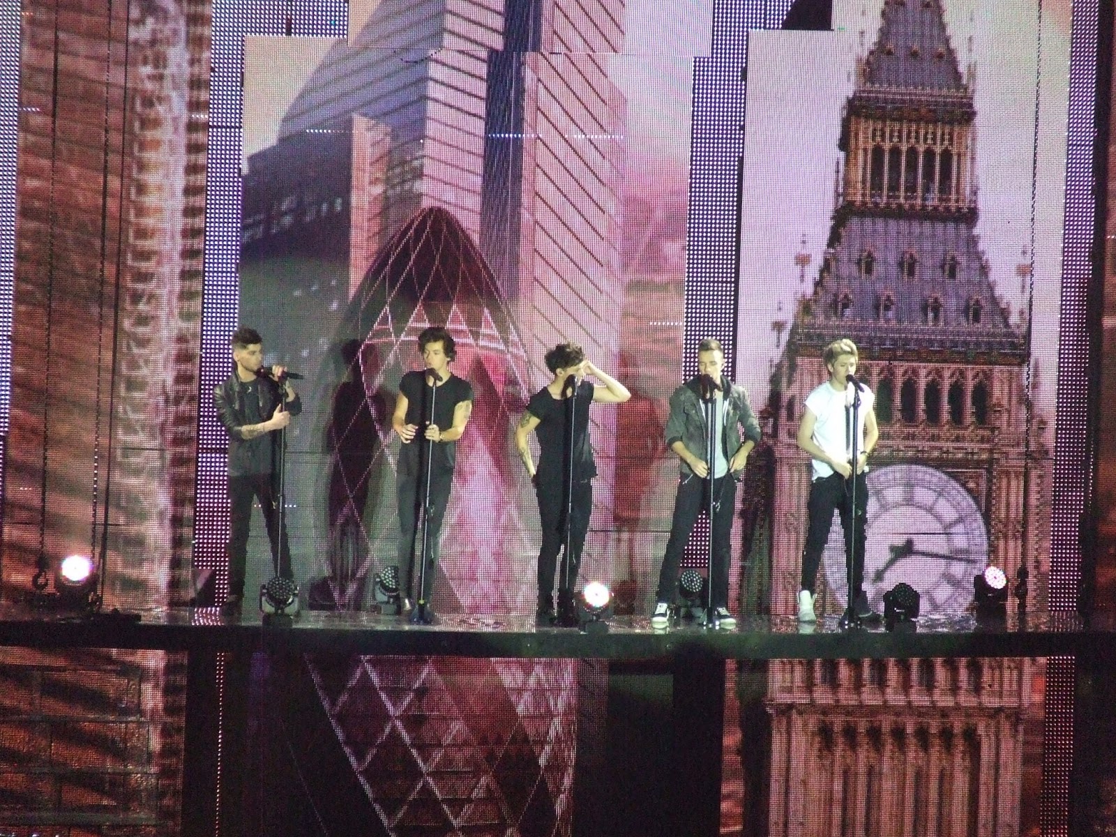 Big is Chic One Direction Konzert in München 18.05.2013