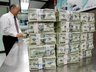 Cadangan devisa indonesia turun sebesar $US 2,8 miliar