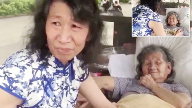 Rela Berdandan Seperti Wanita Selama 20 Tahun Demi Ibunya, Netizen Malah Jadi Bingung Sendiri