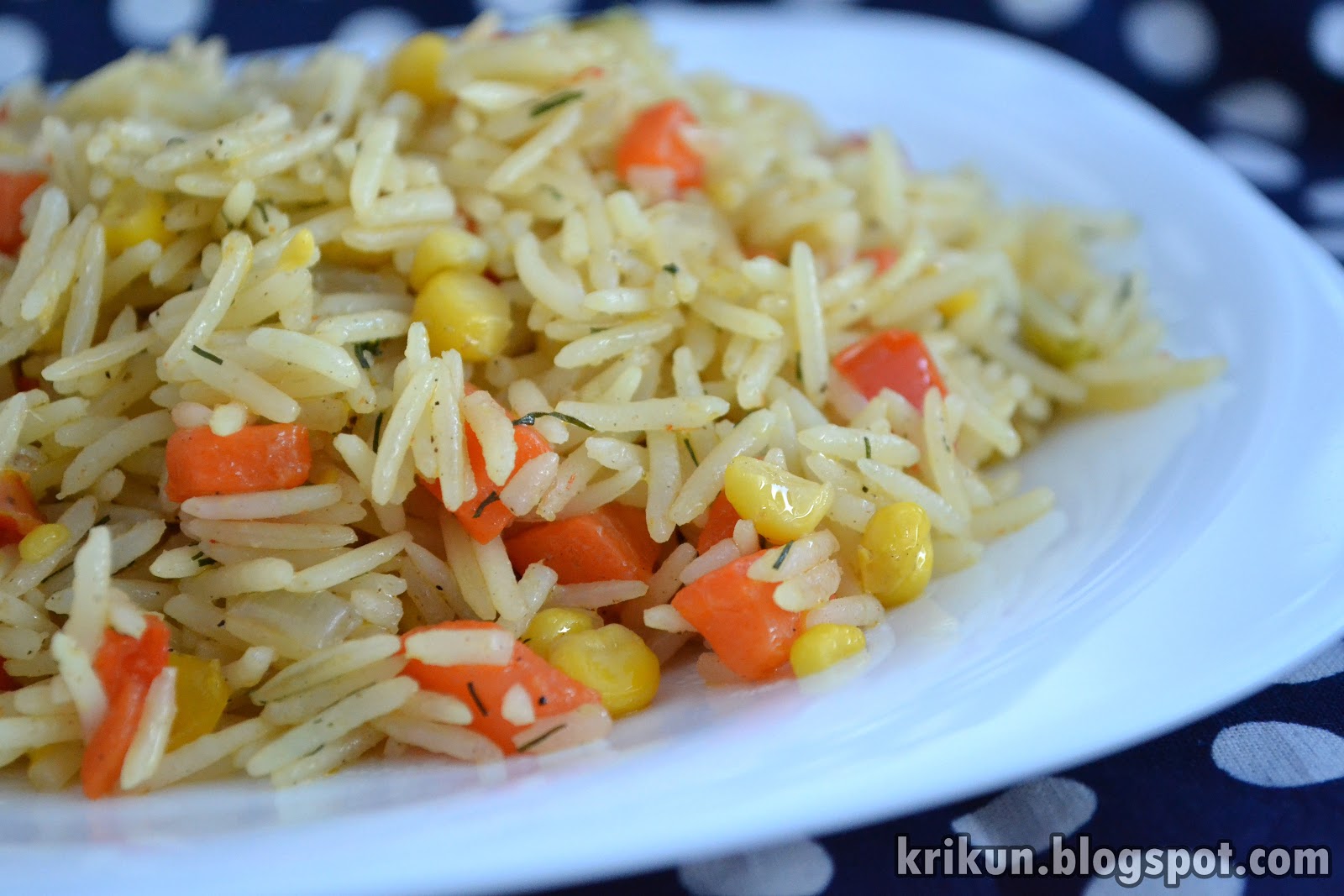 Рецепт вкусного риса с овощами. Рис с овощами. Рис гарнир. Рис с овощами на гарнир. Овощной плов с рисом.