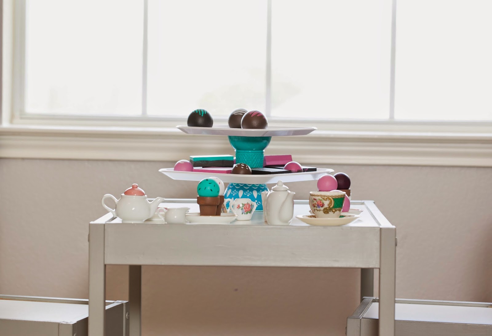 MyBellaBug DIY Dessert Tray and Play Food