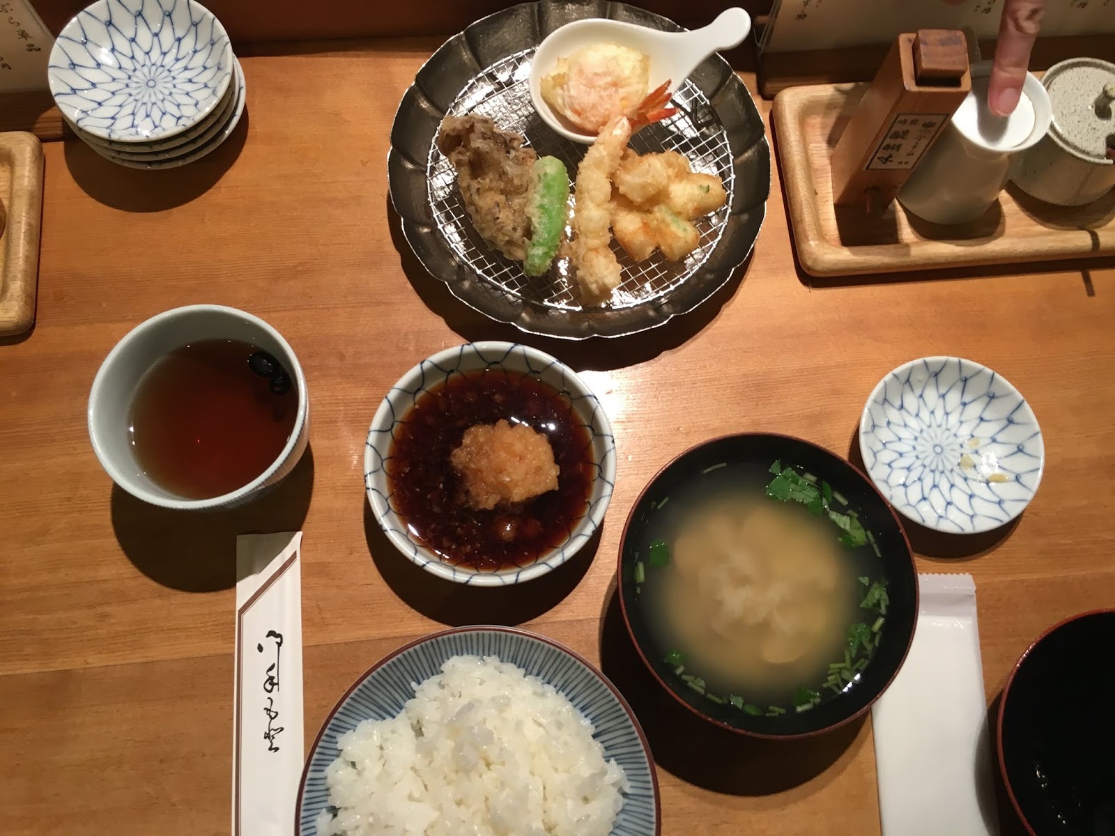 WHAT TO EAT IN TOKYO
