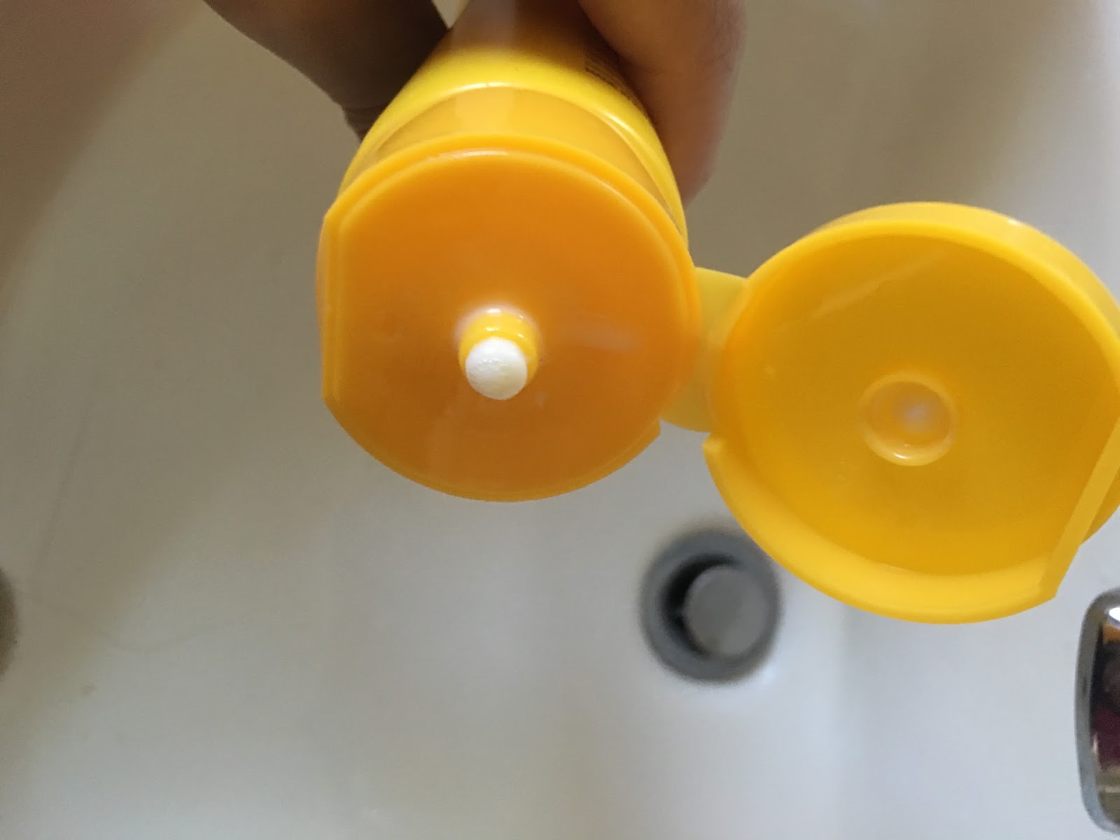 HouseOfTheRisingSun Tony Moly Banana Cream Foam Cleanser Review