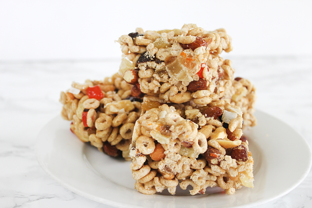 Southern Mom Loves Cheerios Tropical Fruit & Nut Cereal Bars