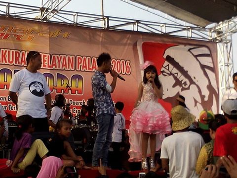 Membludaknya Penonton Ndangdut Koplo Bersama Om.Aurora live In Tpi Palang