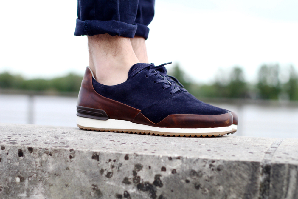 Piola sneakers ethique BLOG-MODE-HOMME-style-masculin-vivienne-westwood-piola-sneakers-haut-de-gamme-chino-bleu-bordeaux-moto360-watch-paris-chemisette