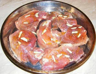 preparare friptura de porc, preparare friptura de porc la tava, preparare friptura din pulpa de porc, preparare friptura la cuptor, retete de mancare, retete culinare, preparate culinare, retete cu carne de porc, preparate din carne de porc, 