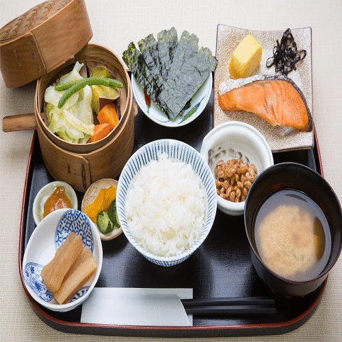 11月1日より開始！！ 限定5食の朝食新メニューついに完成(*´ `*) 忘年会の季節に最適な鉄板ギャグと一緒にお楽しみください蒲田から羽田