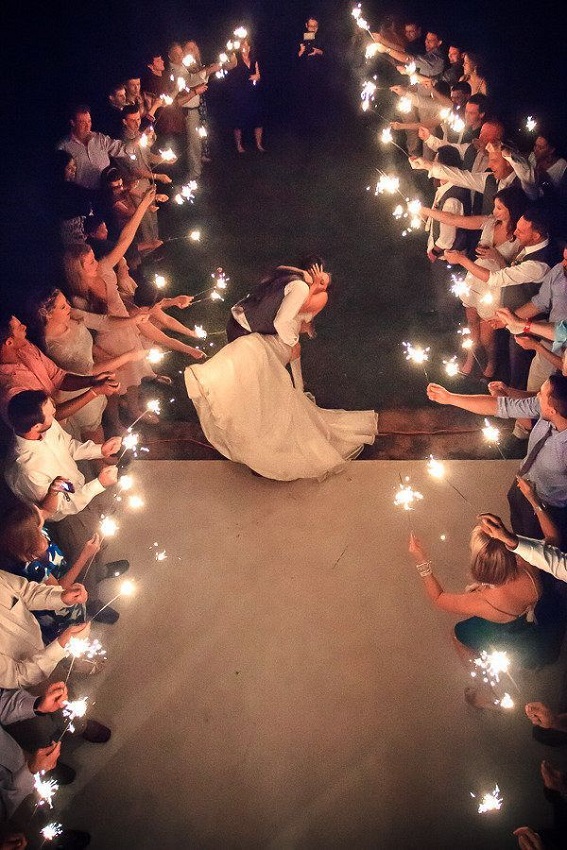 Cosas de la Abuela Ilumina tu boda con bengalas Cosas de la Abuela Ilumina tu boda con bengalas