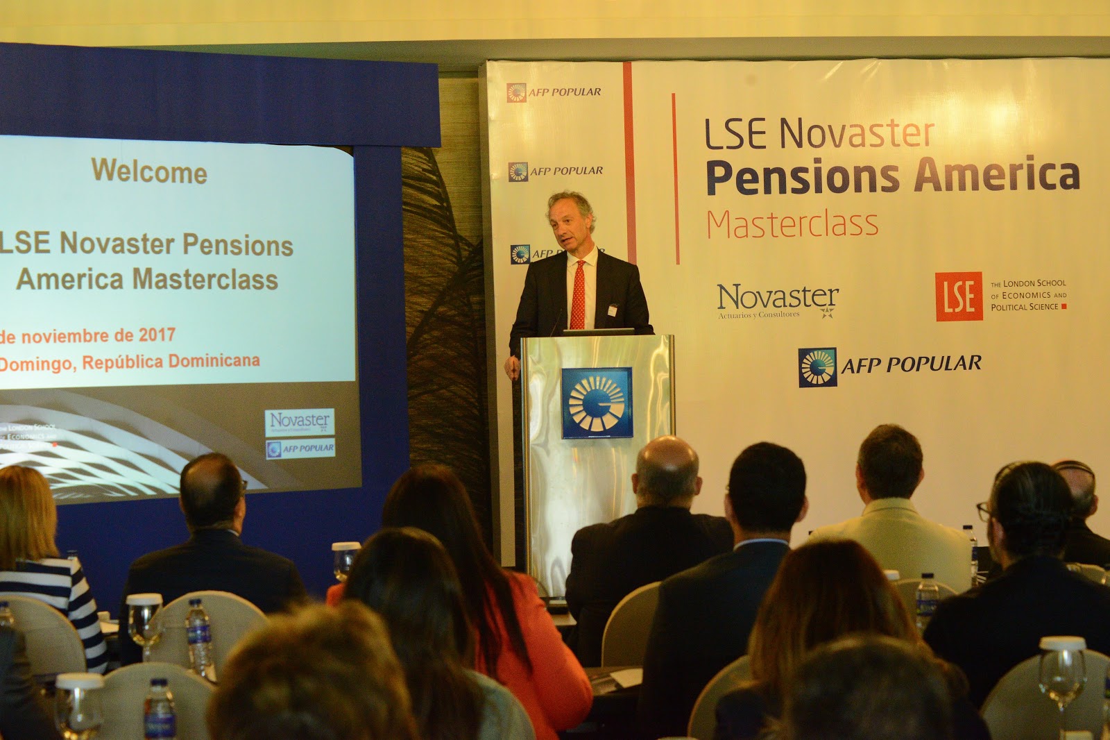 AFP Popular auspicia foro internacional sobre pensiones EL BUQUICITO