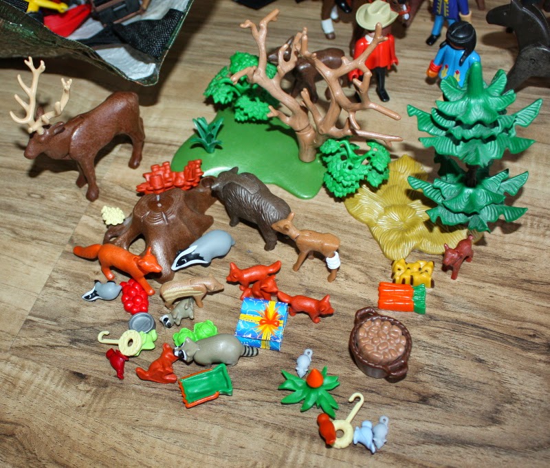 Playmobil forest animals
