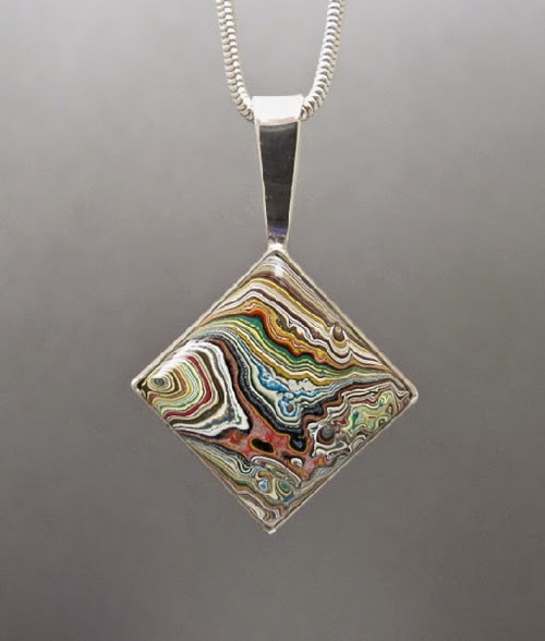 20-Cindy-Dempsey-Motor-Agate-Fordite-Paint-Jewellery-www-designstack-co