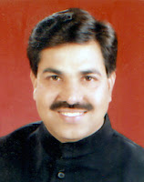 Yunus Khan