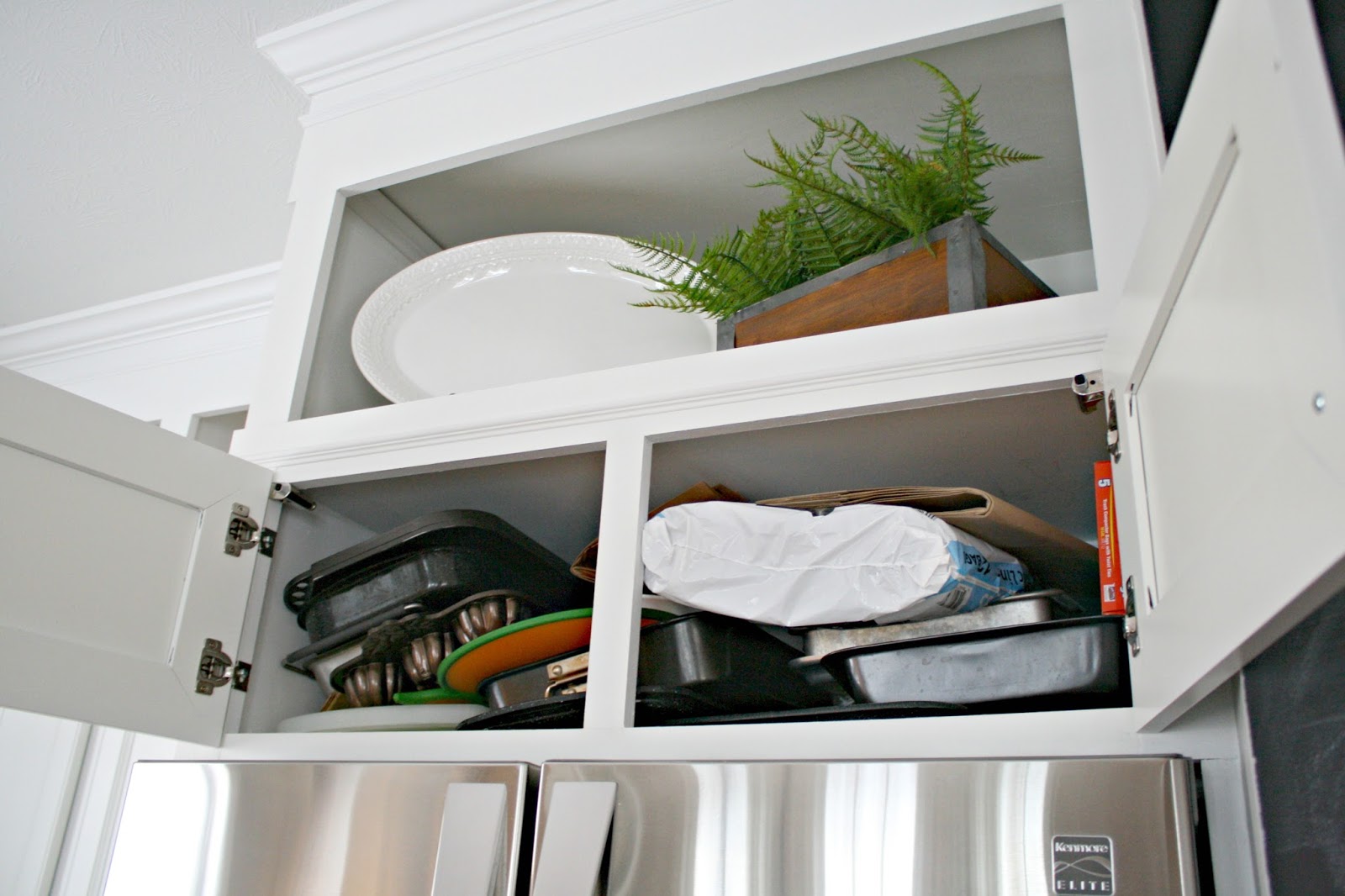 How to organize awkward pans above the fridge Thrifty Decor Chick Thrifty DIY, Decor and