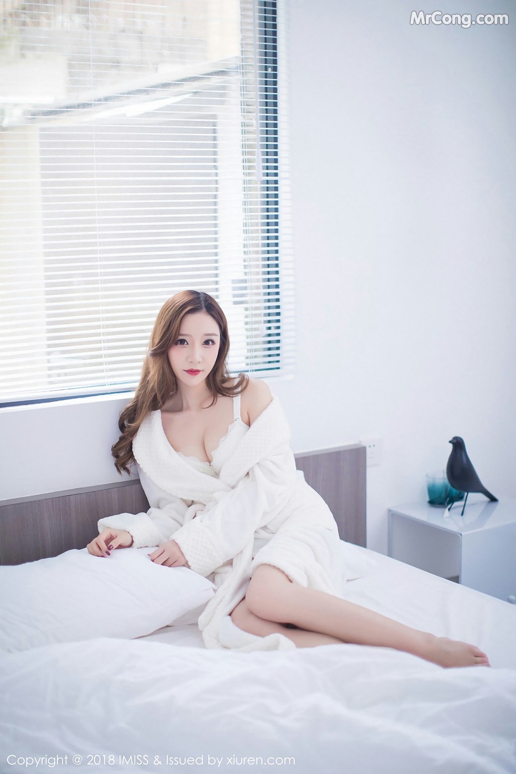 IMISS Vol.233: Model Xiao Lin (小琳) (45 photos)