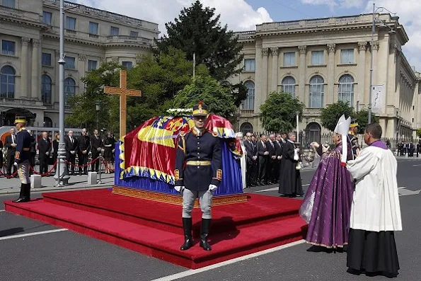 Prince Radu of Romania, Princess Margareta, Princess Elena, Princess Sophie, Princess Maria attended the funeral of late Queen Anne of Romania in front of the Royal Palace