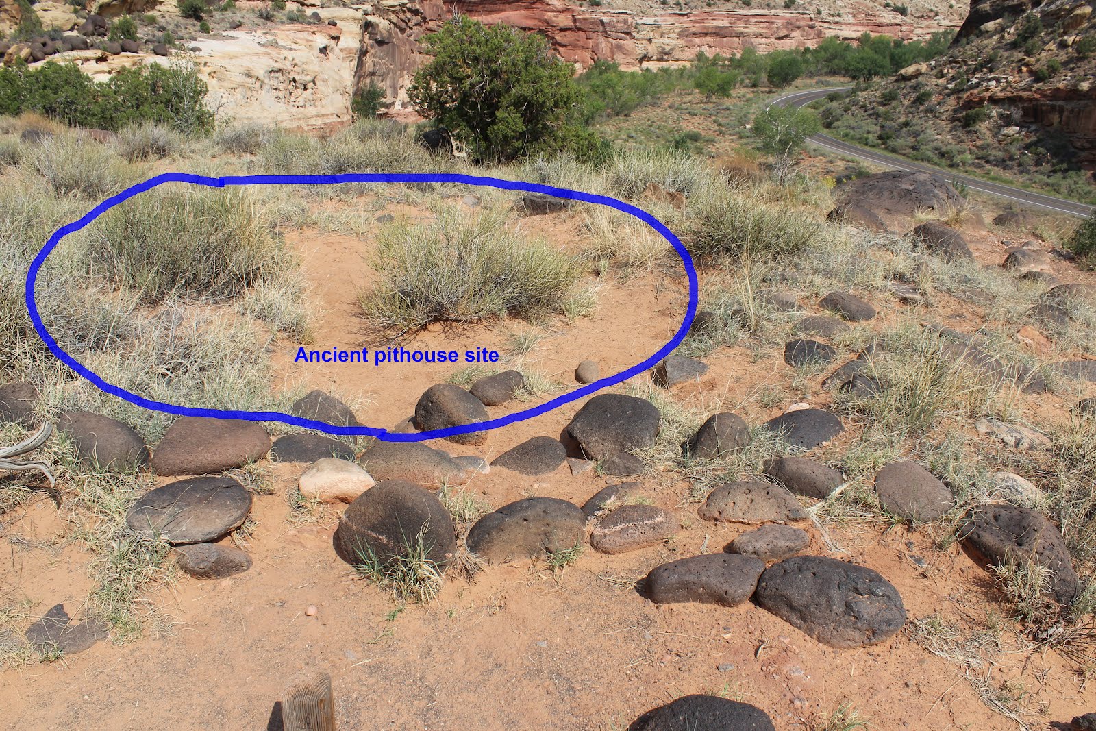 hickman bridge trailhead
