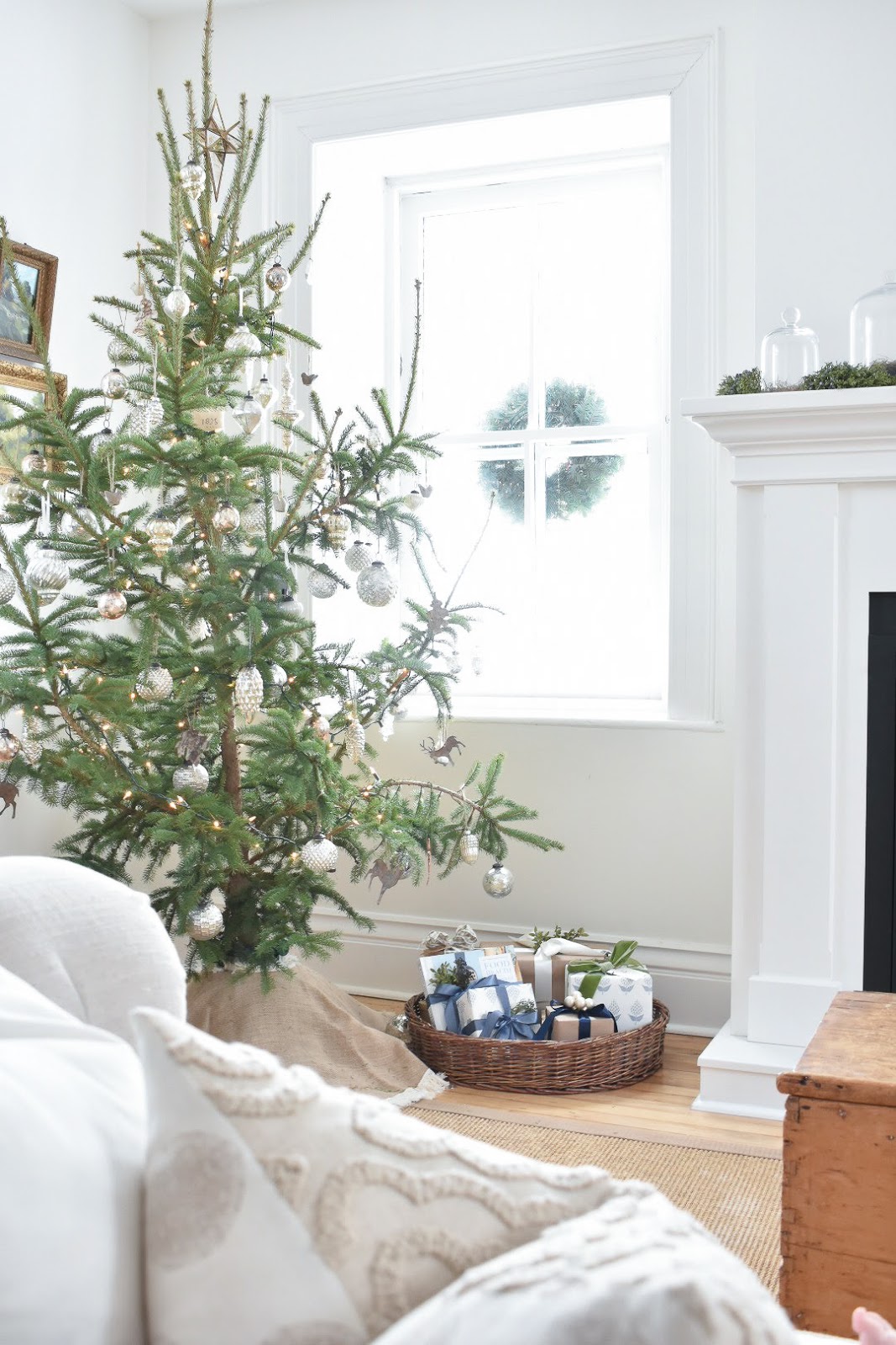 The Grower's Daughter: christmas in the living room