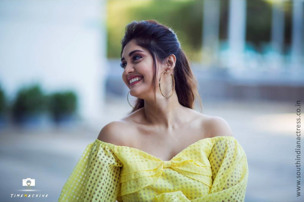 Surbhi looking like a sunshine in yellow top