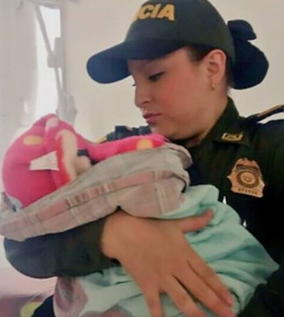 Bayi Ini Ditelantarkan Orang Tua, Ternyata Ibunya Lakukan Kegiatan Terlarang Bersama Setan Bayi Ini Ditelantarkan Orang Tua, Ternyata Ibunya Lakukan Kegiatan Terlarang Bersama Setan