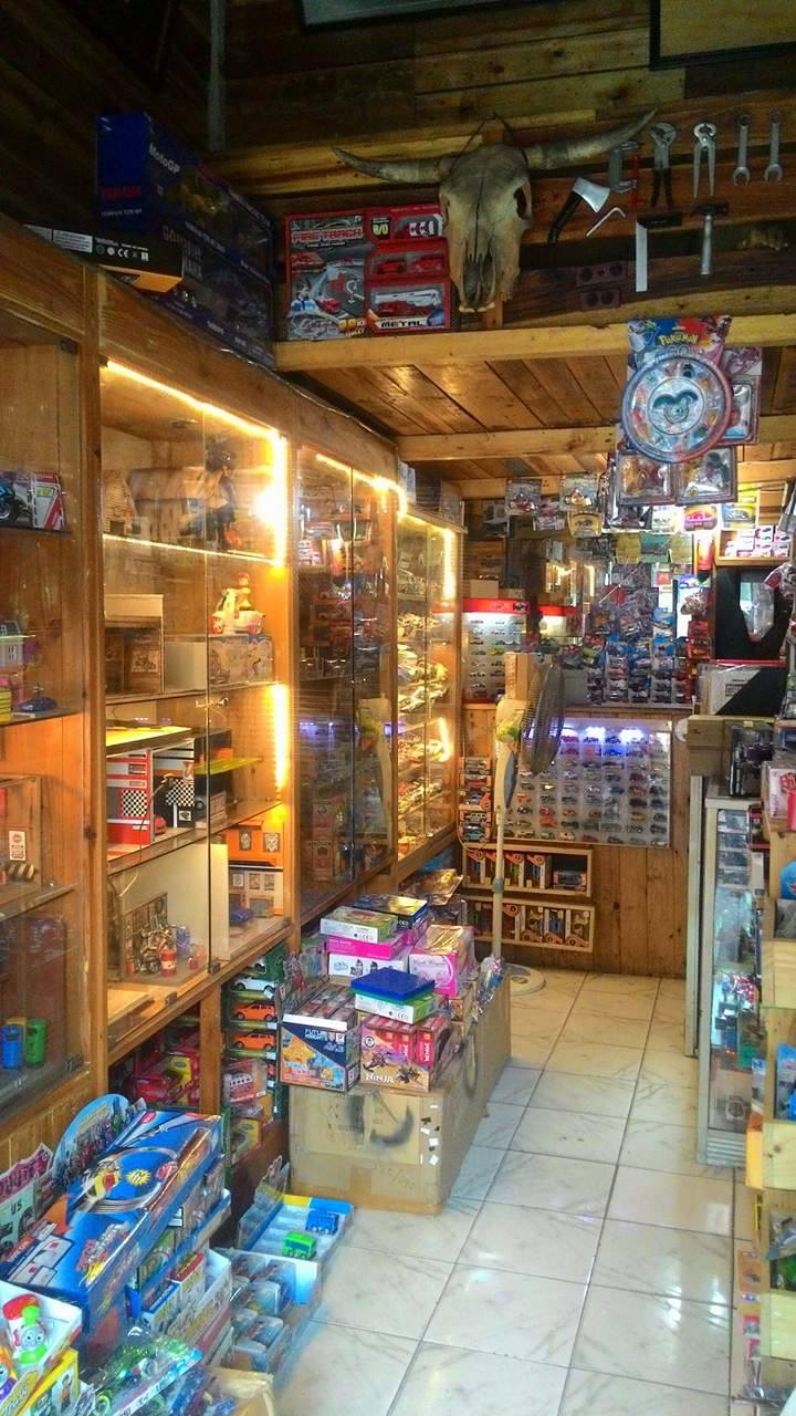 DIORAMA GARAGE & DIECAST for sale INDONESIA Toko Diecast Di Bandung