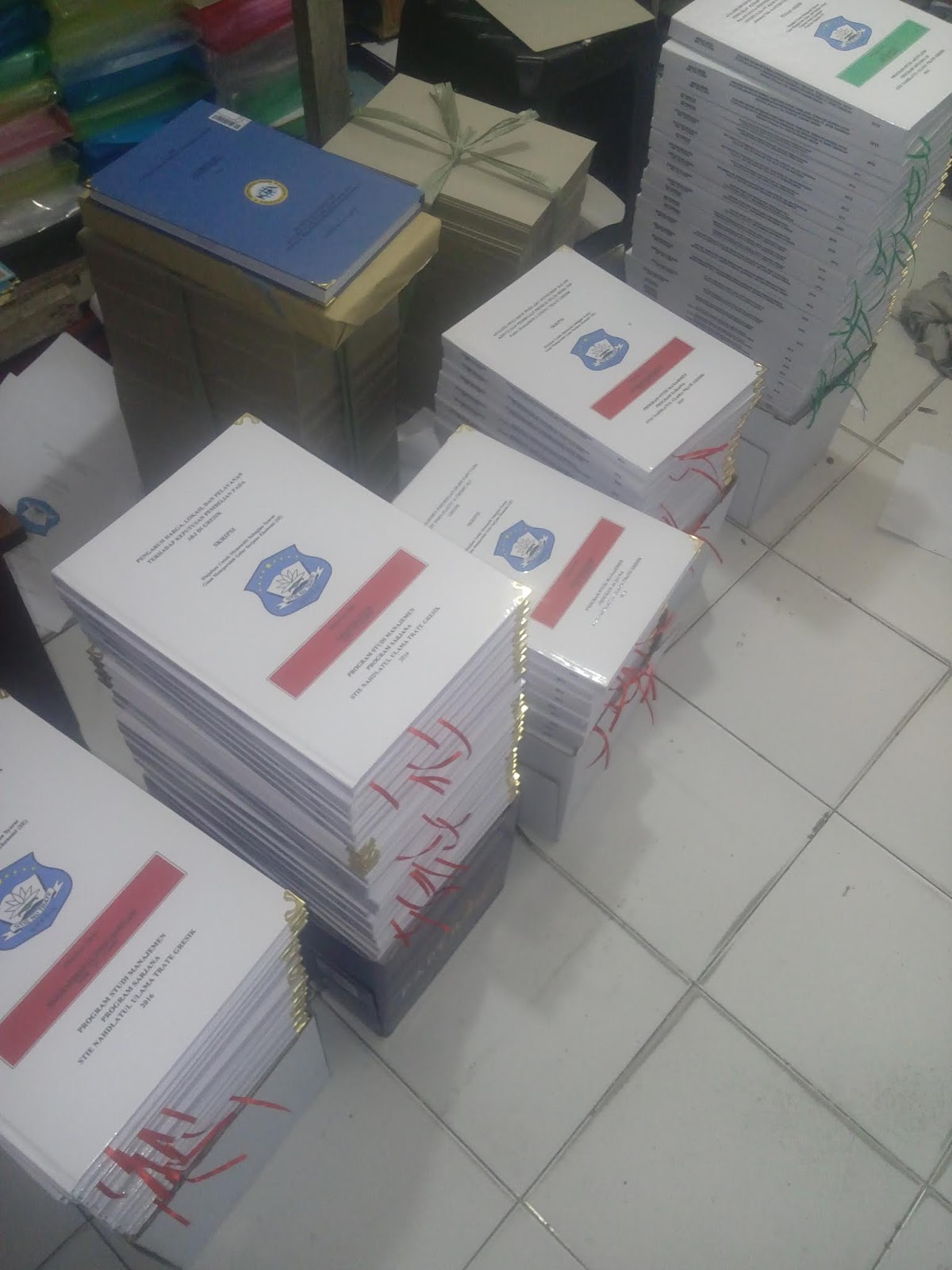 Jilid Hard Cover Skripsi Surabaya Ide Judul Skripsi
