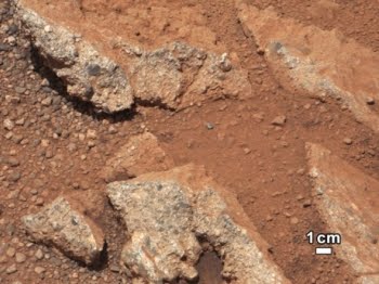 Noticia: Robô da NASA encontra provas de um antigo curso de água em Marte