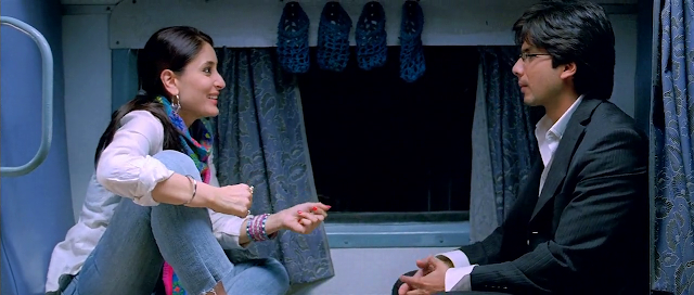 Jab We Met (2007) Full Movie [Hindi-DD5.1] 720p BluRay ESubs Download