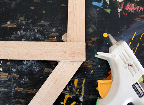 Como decorar una pared con arte plástico geométrico como decorar paredes