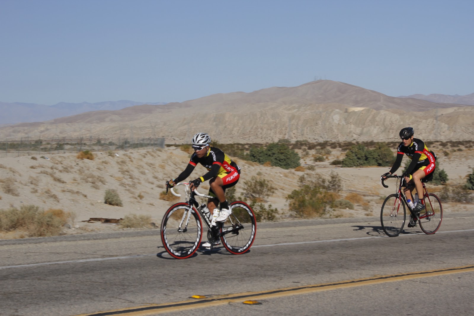 Deserts and Beyond Tour de Palm Springs bicyclists